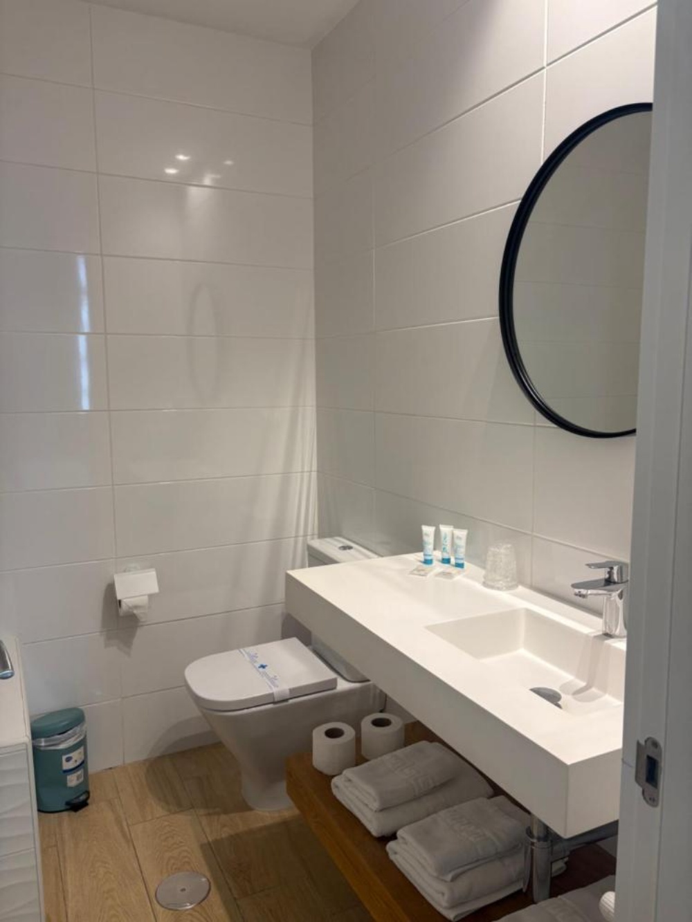 Room image 2